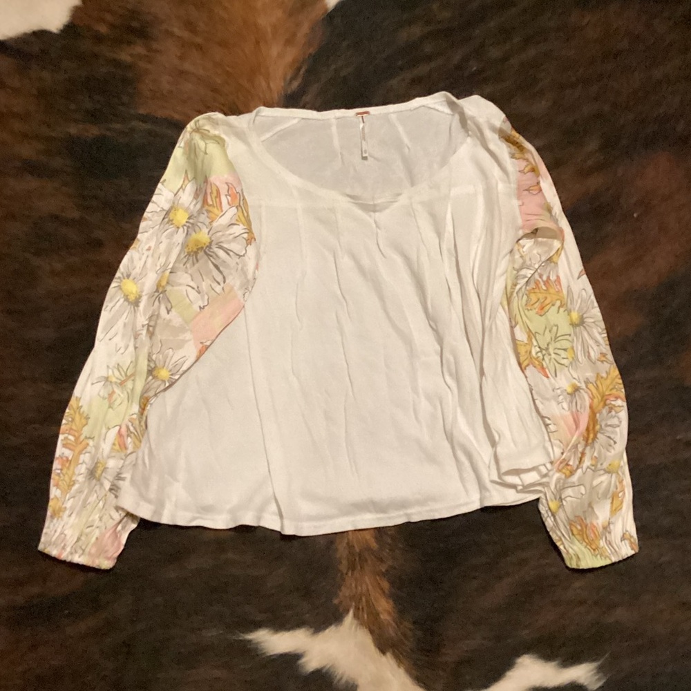 Free People longs live blouse top